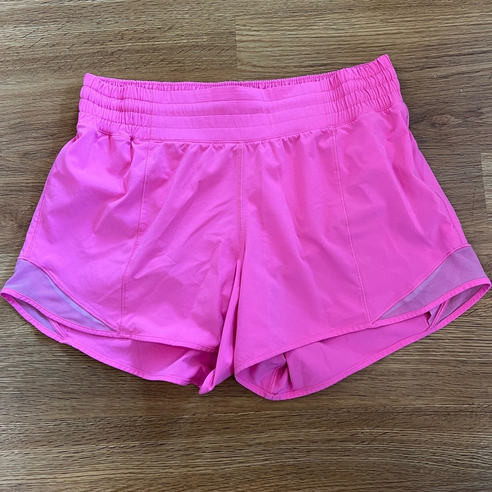LULULEMON Hotty Hot 4” high rise shorts, size 8
